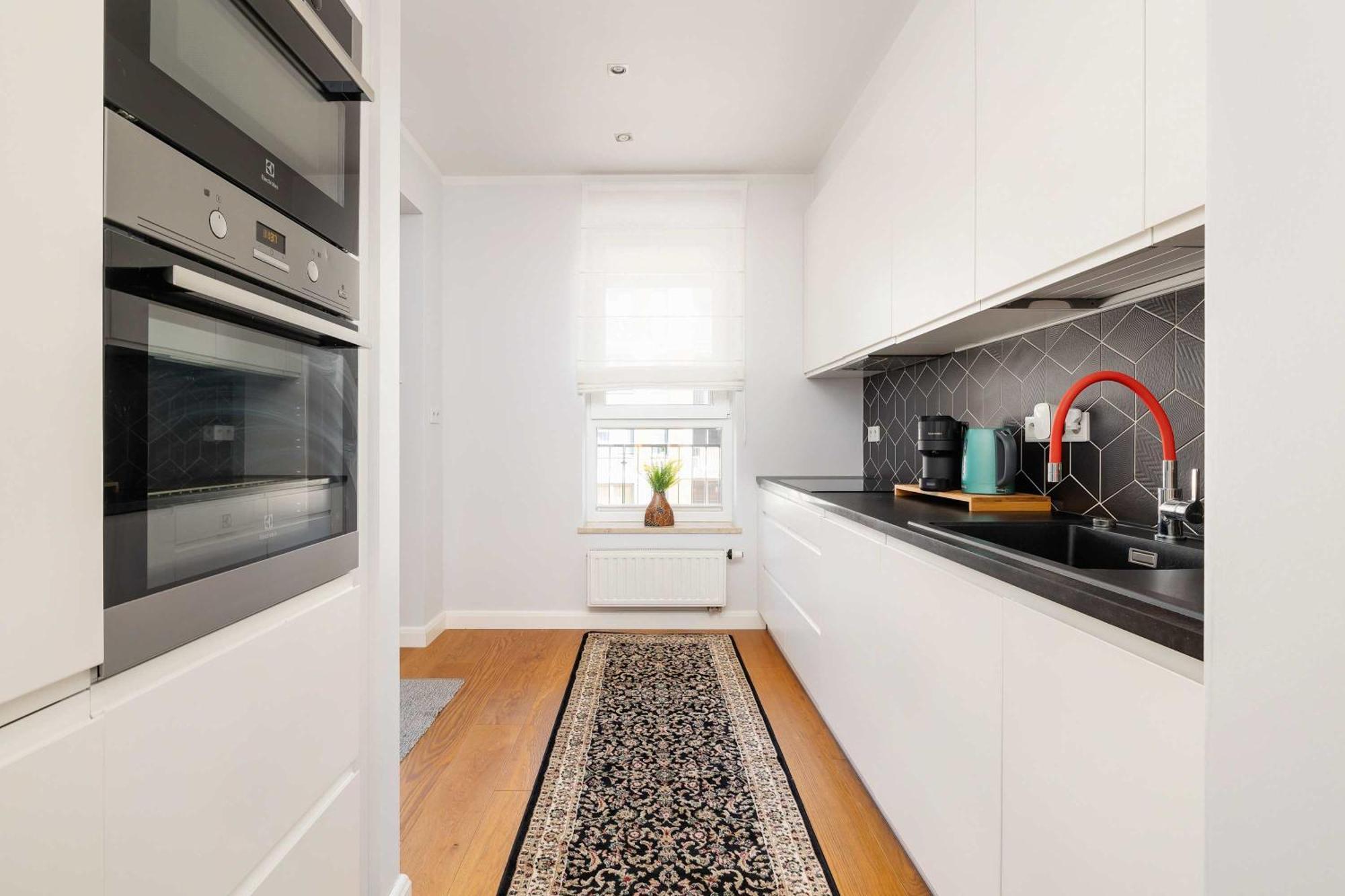 Apartament Przytulny I Przestronny W Krakowie Z Parkingiem Biurkiem I 2 Balkonami By Renters